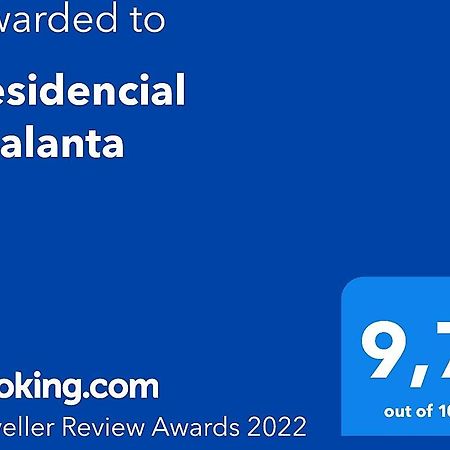 봄비나스 Residencial Atalanta 아파트 외부 사진